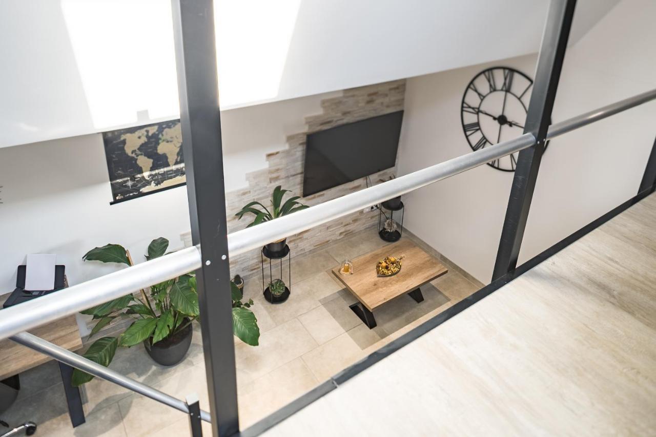 Loft Avec Jardin Et Parking Prive Appartement Troyes Buitenkant foto